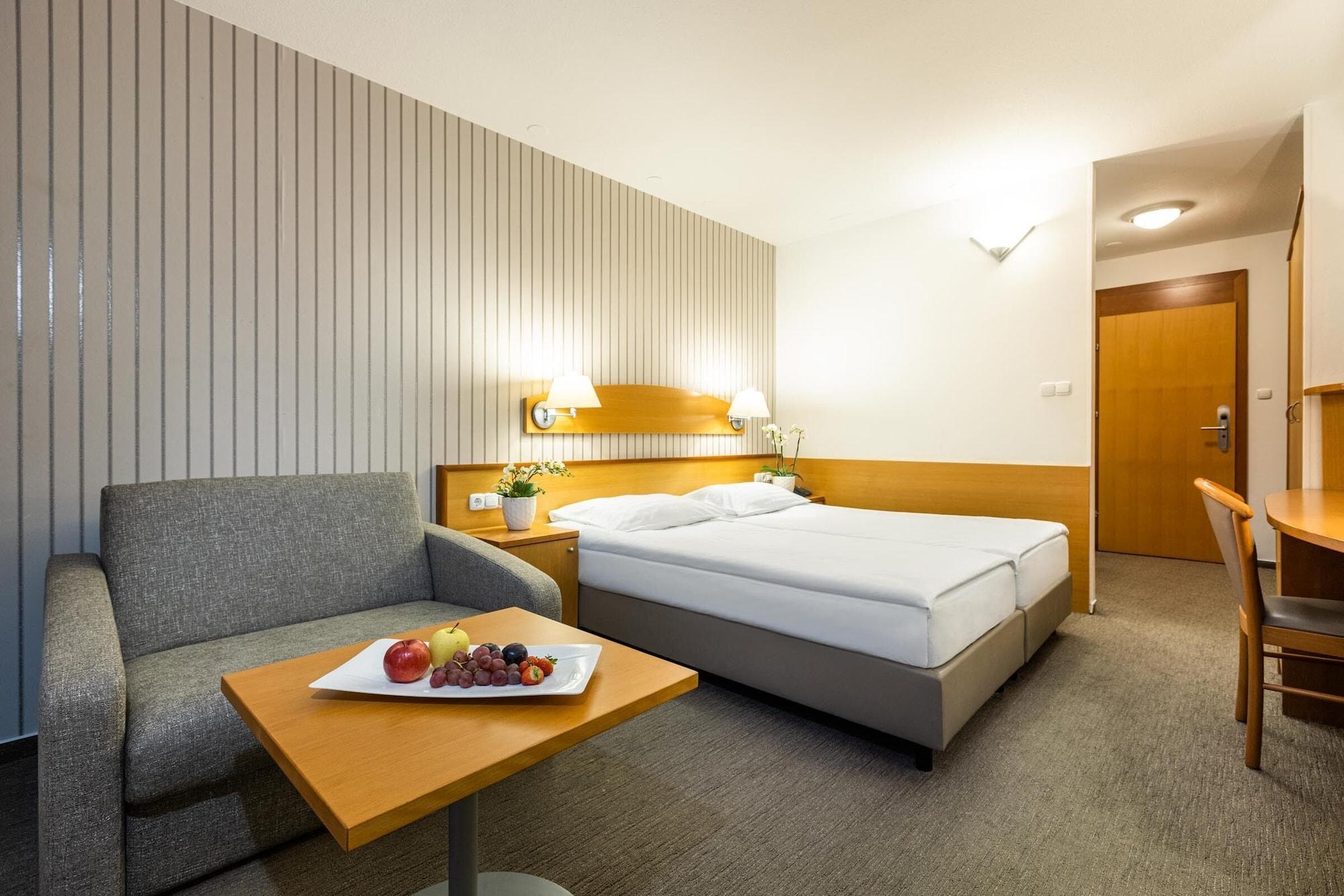 Hotel Termal - Terme 3000 - Sava Hotels & Resorts Moravske-Toplice Dış mekan fotoğraf
